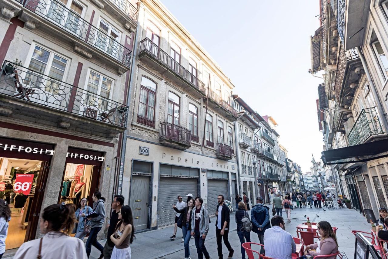 Lovelystay - Aurora Heights Apartment Porto Luaran gambar